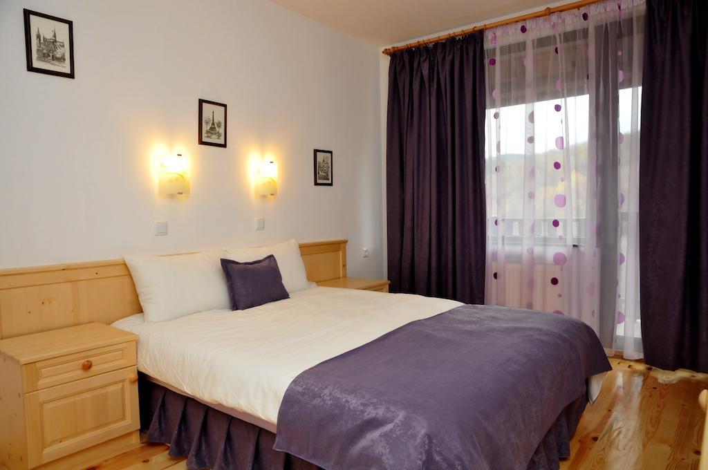 Family Hotel And Restaurant Plamena Oreshak  Quarto foto